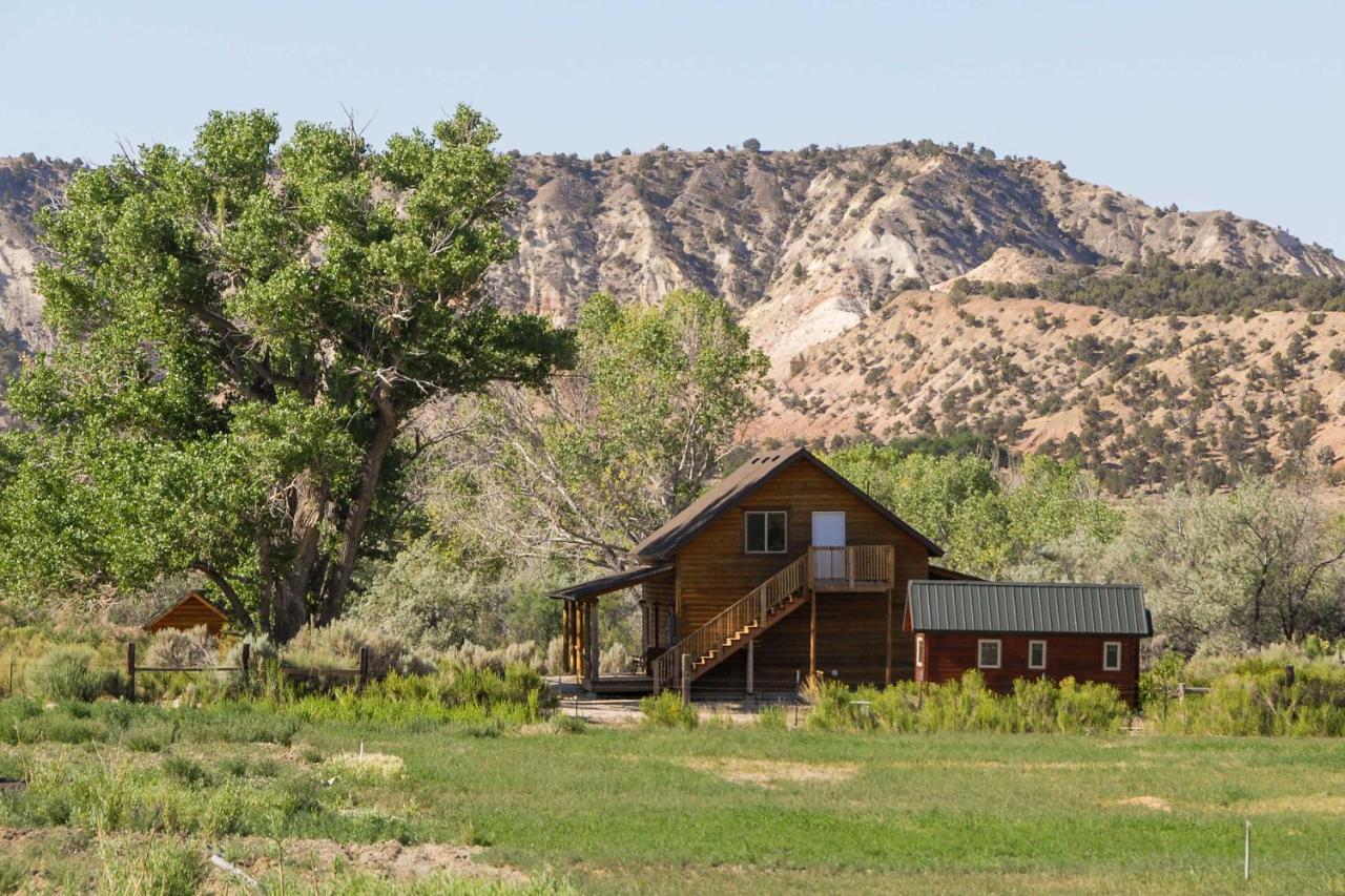 Cozy Henrieville Cabin 18 Mi To Bryce Canyon Np! Kültér fotó